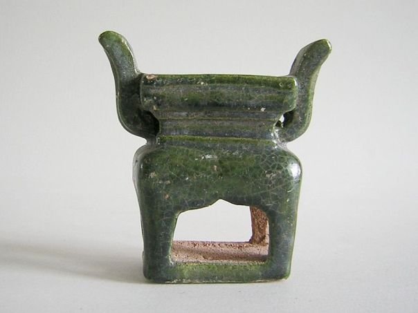 Square sacrificial vessel (2034-2)